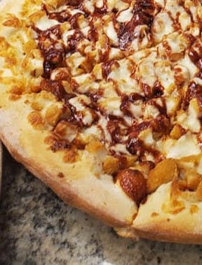 Order BBQ Chicken Pizza - Personal food online from Doria Pizza Restaurant store, Summit on bringmethat.com