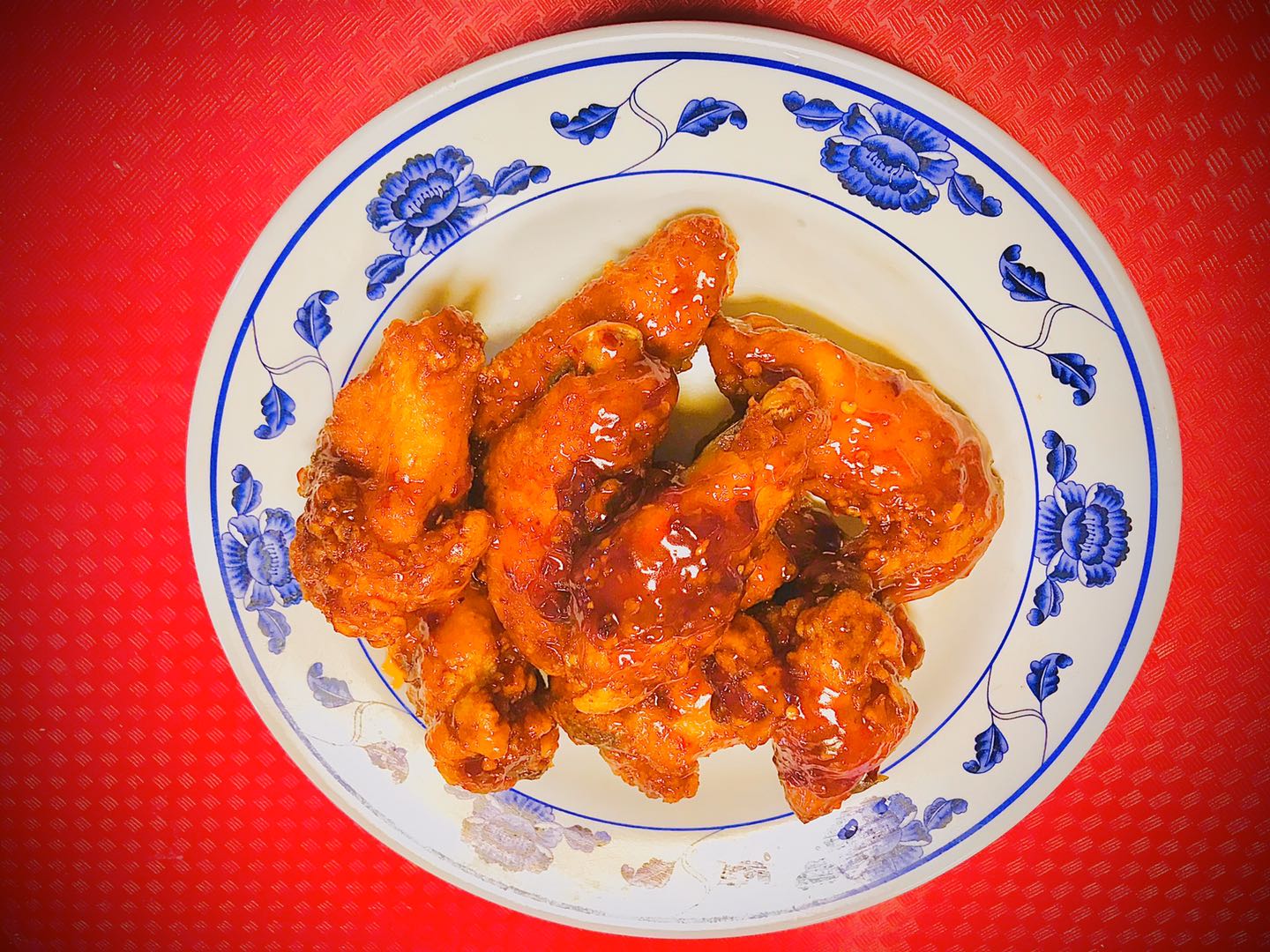 Order 12. Chicken Wings with Garlic Sauce food online from China East Restaurant store, Baltimore on bringmethat.com