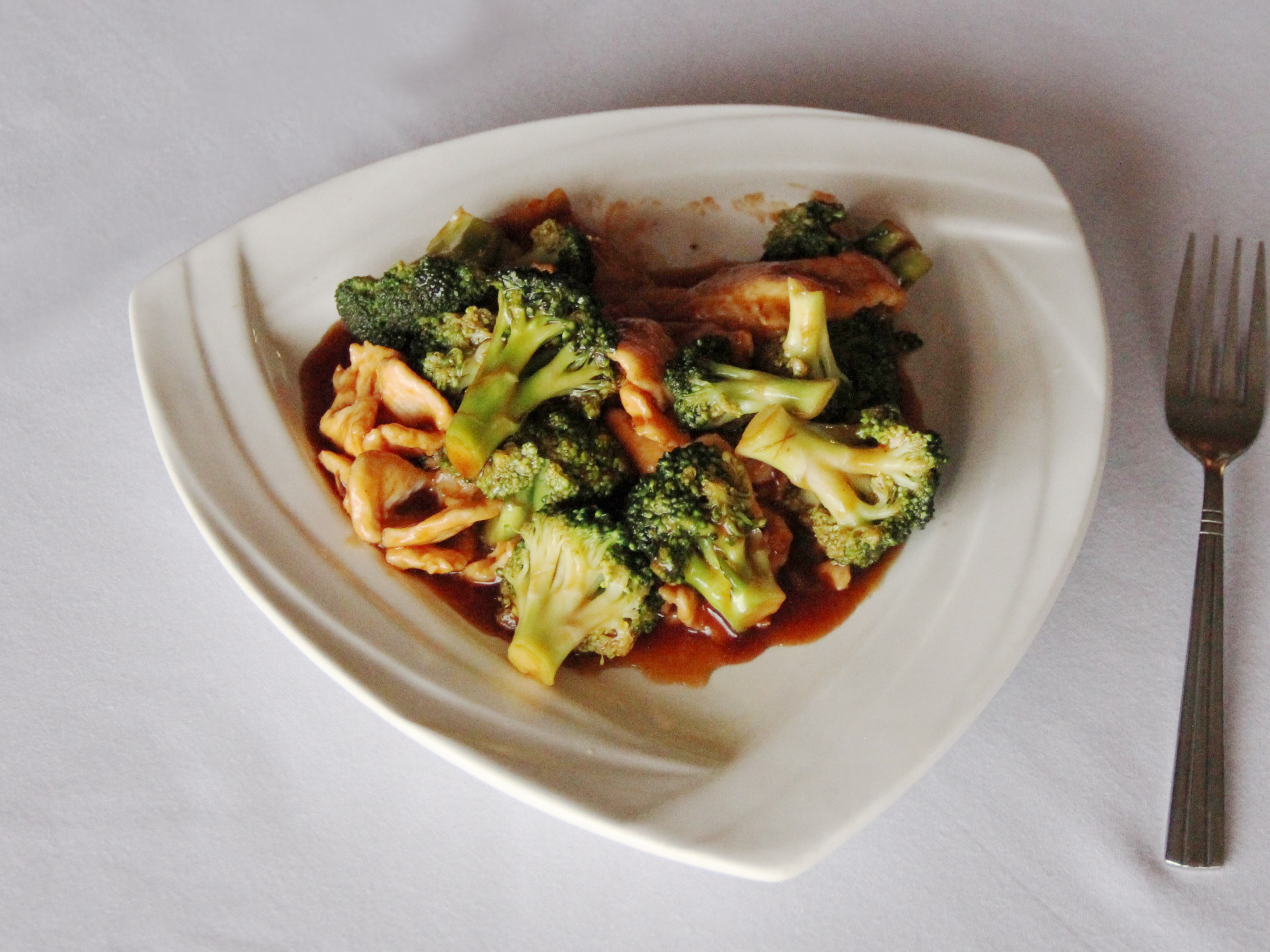 Order Chicken with Broccoli food online from Peking Wok Chinese Restaurant store, Mt Laurel on bringmethat.com