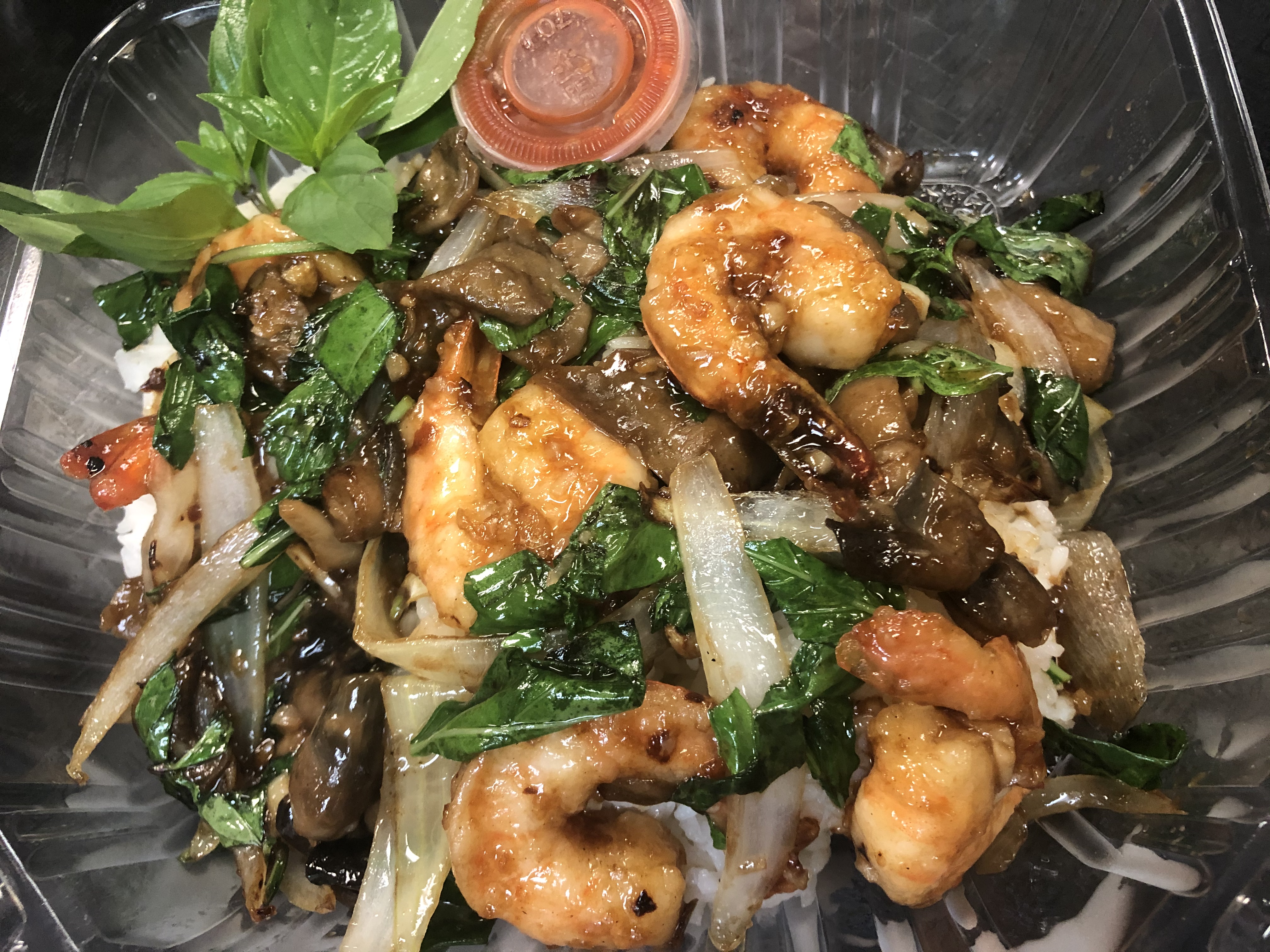 Order 48. Shrimp, Mushroom, Basil w/Steamed  Rice ( Cơm Tôm xào nấm, rau quế ) food online from Saigon House store, San Leandro on bringmethat.com