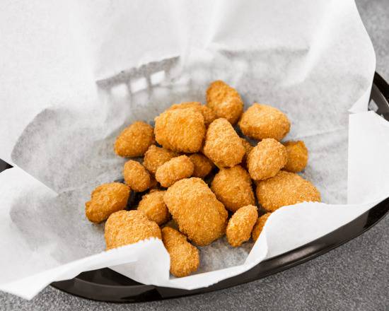 Order White Cheddar Cheese Curds food online from Southern Fried Fish & Chicken store, West Milwaukee on bringmethat.com