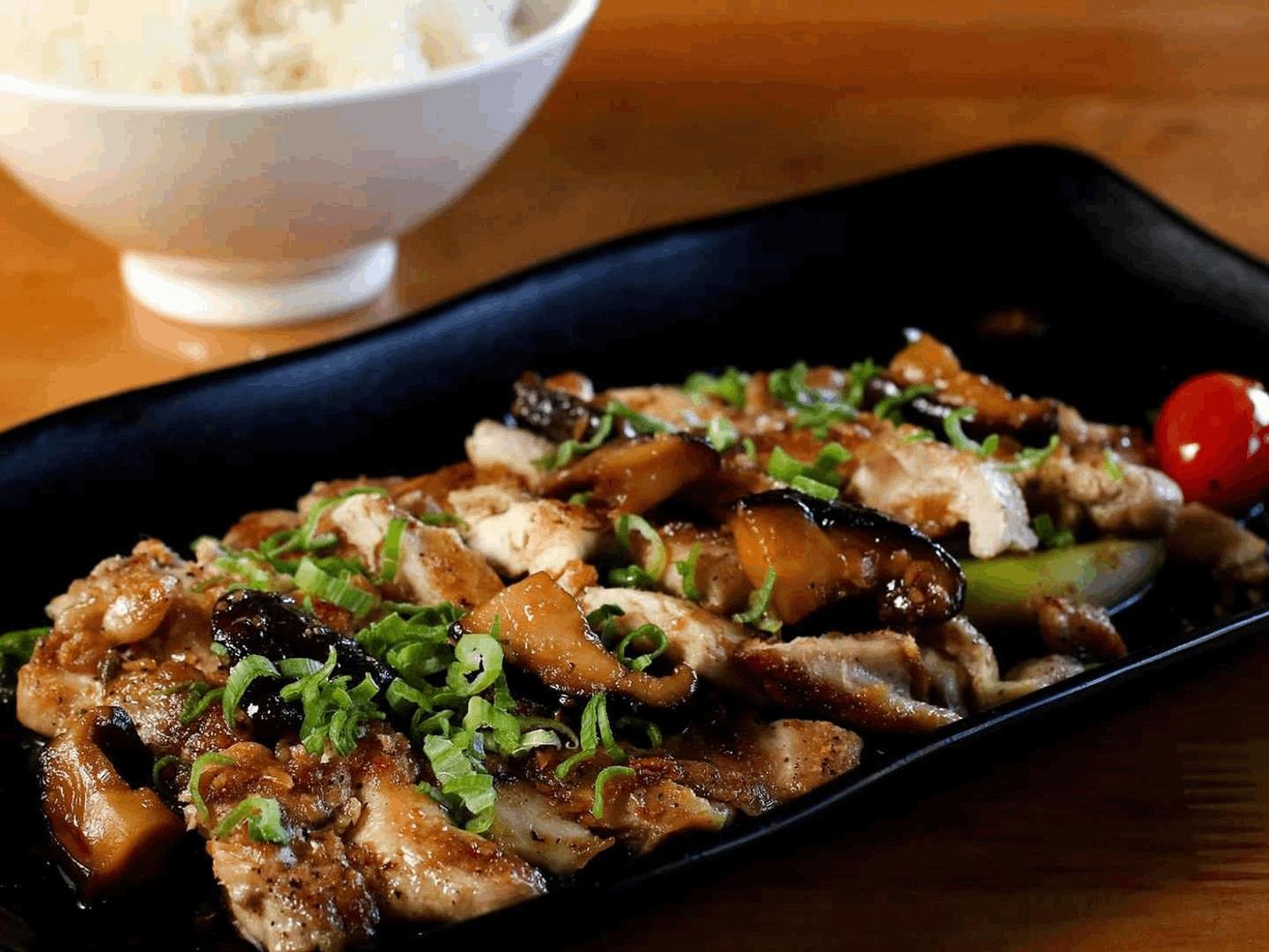 Order Tori Ginger Chicken food online from Ginza Sushi store, San Francisco on bringmethat.com