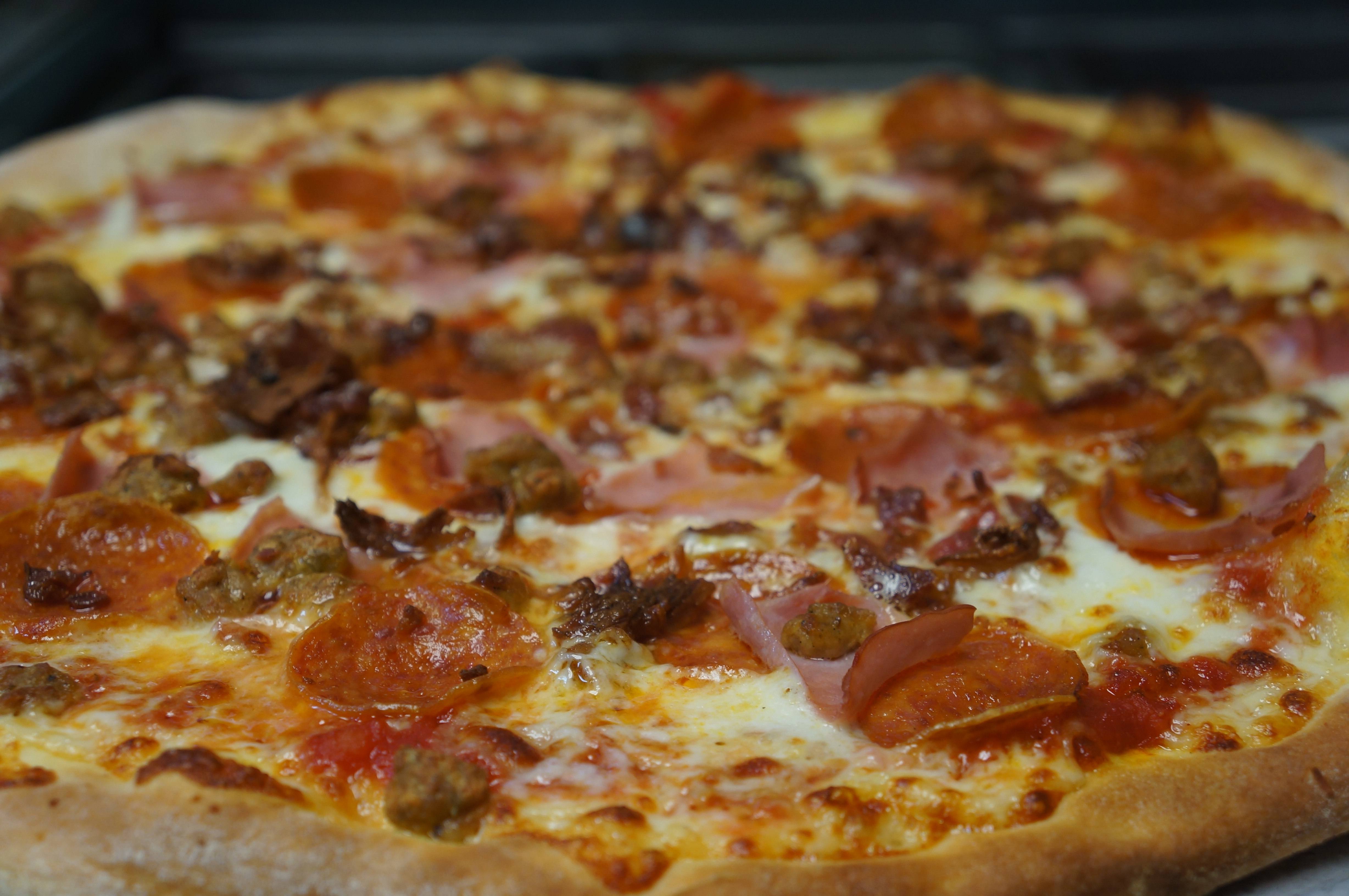 Order Meat Lovers Pizza food online from Pizza E Birra store, San Diego on bringmethat.com