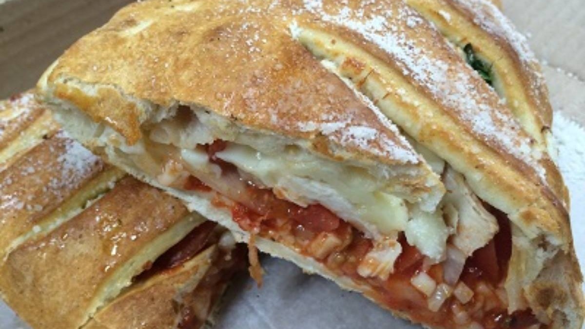 Order Vegetarian Calzone food online from Manny & olga's pizza store, Wheaton on bringmethat.com