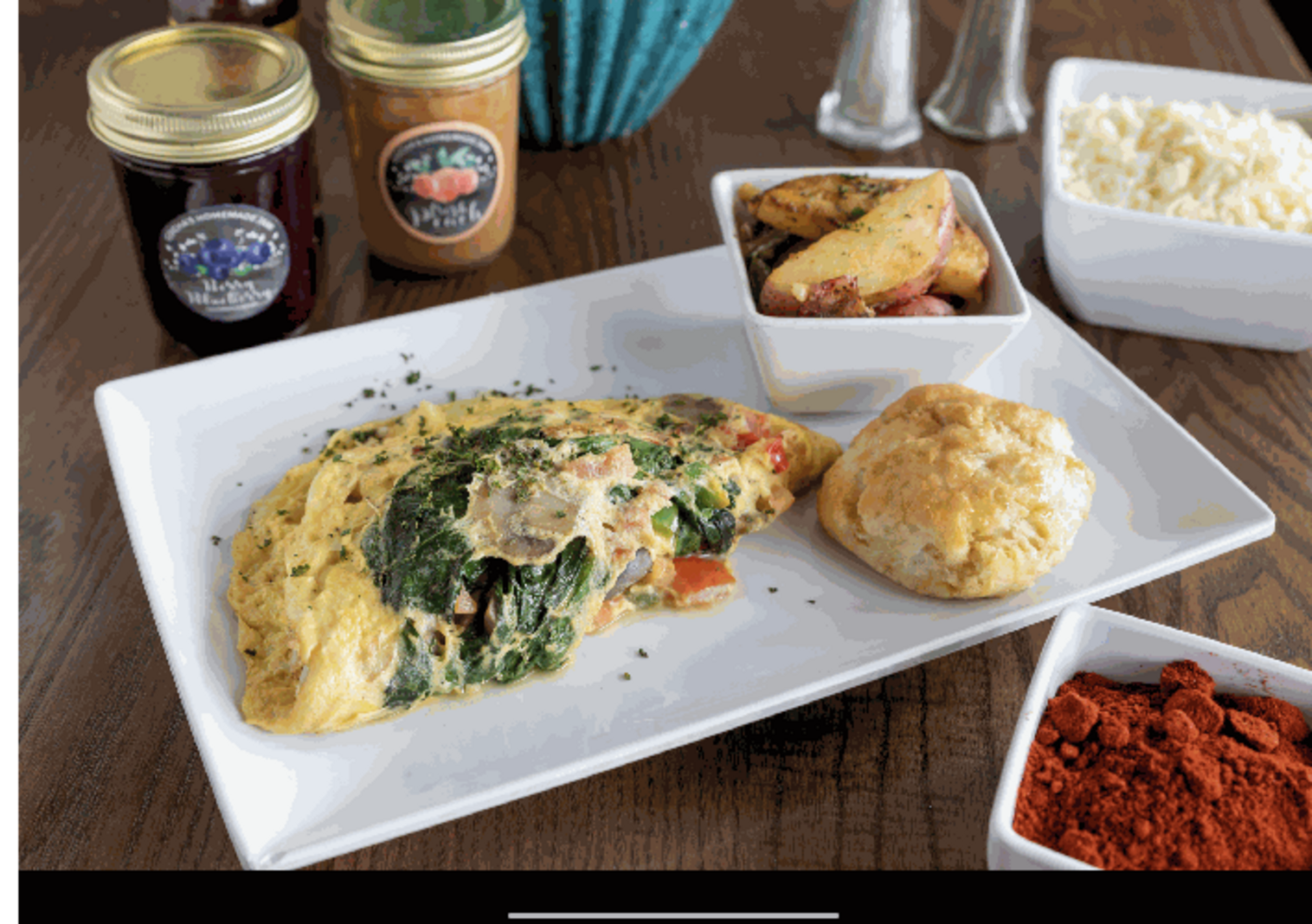 Order Veggie Omelette food online from Gocha Breakfast Bar store, Fayetteville on bringmethat.com
