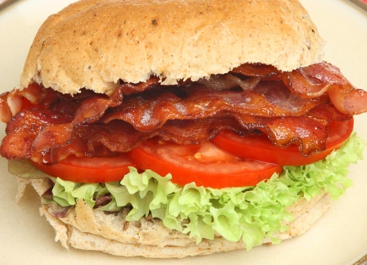 Order BLT Roll food online from Bagels & Deli Express store, White Plains on bringmethat.com