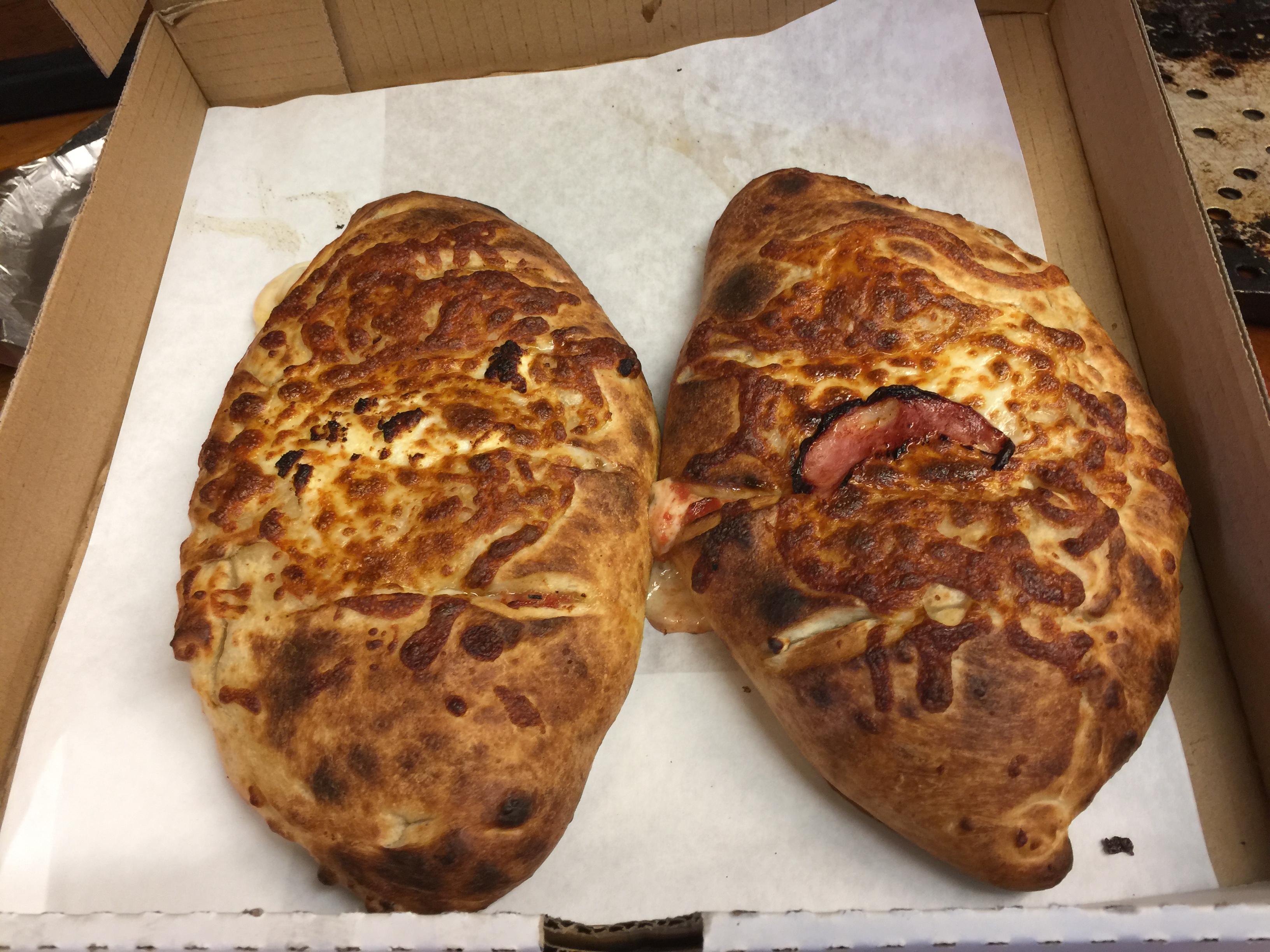 Order Cheesy Zone Calzone food online from Bella Pizza & Pasta store, Bothell on bringmethat.com