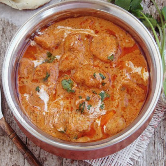 Order Murgh Makhani food online from Moguls Supper Club store, Daly City on bringmethat.com