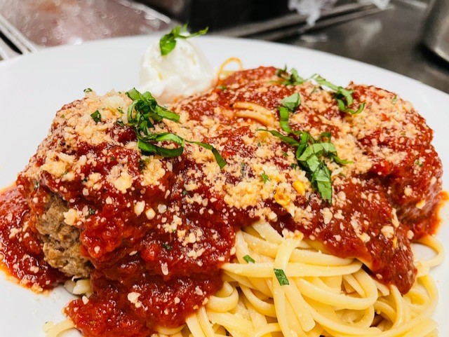 Order Spaghetti and Meatballs  food online from Ted Bar & Grill store, Newark on bringmethat.com