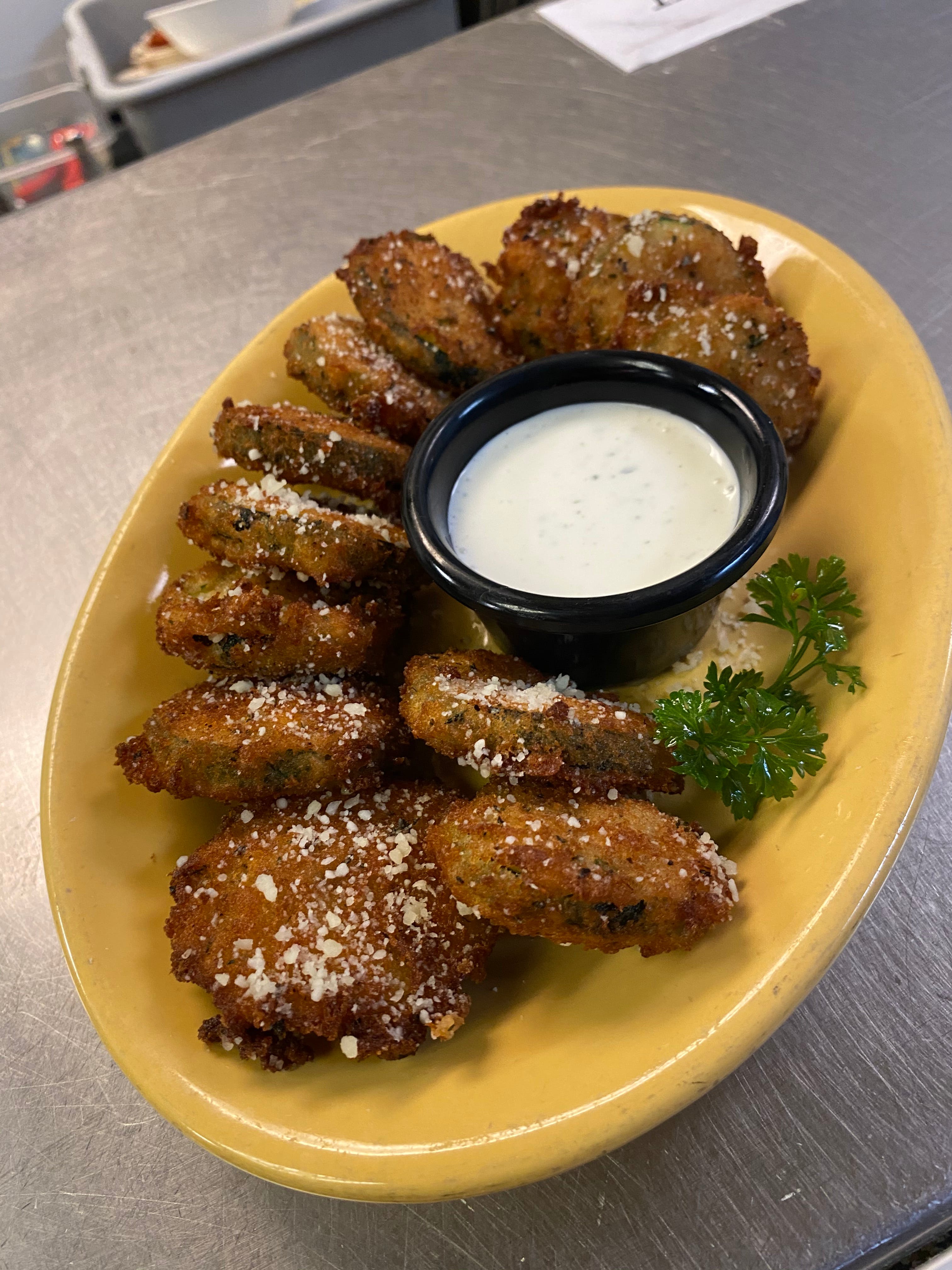 Order Fried Zucchini - Appetizer food online from Bella Pizza & Pasta store, Mesa on bringmethat.com