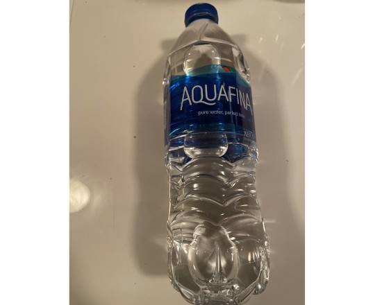 Order Aquafina Water (500 ml) food online from Boo_g Munchies store, East Point on bringmethat.com