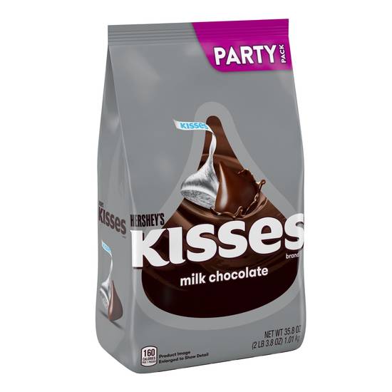Order Hershey's Kisses Milk Chocolate Candy Party Pack, 35.8 OZ food online from Cvs store, UPLAND on bringmethat.com