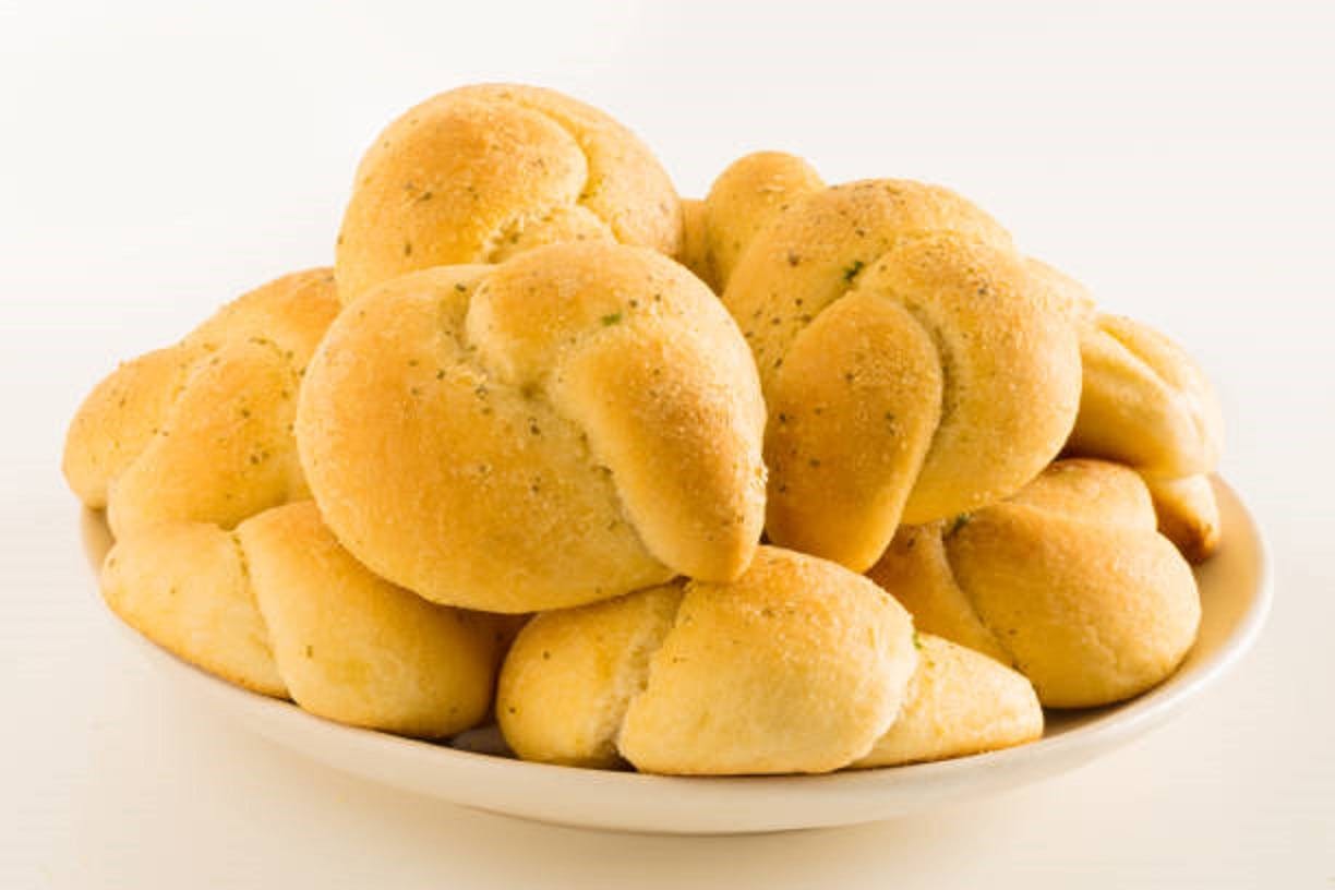 Order Garlic Knots - 8 Pieces food online from NYP Slice House store, Las Cruces on bringmethat.com