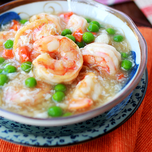 Order Shrimp with Lobster Sauce food online from Sunny China Buffet store, Urbana on bringmethat.com