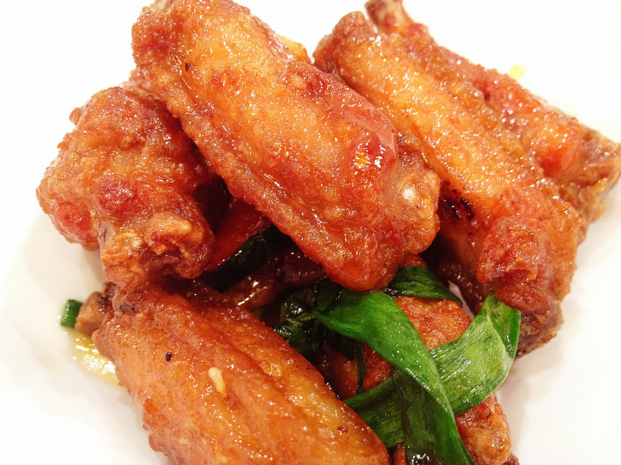 Order 6 Pieces Fried Chicken Wings food online from Yummy Panda store, Fontana on bringmethat.com