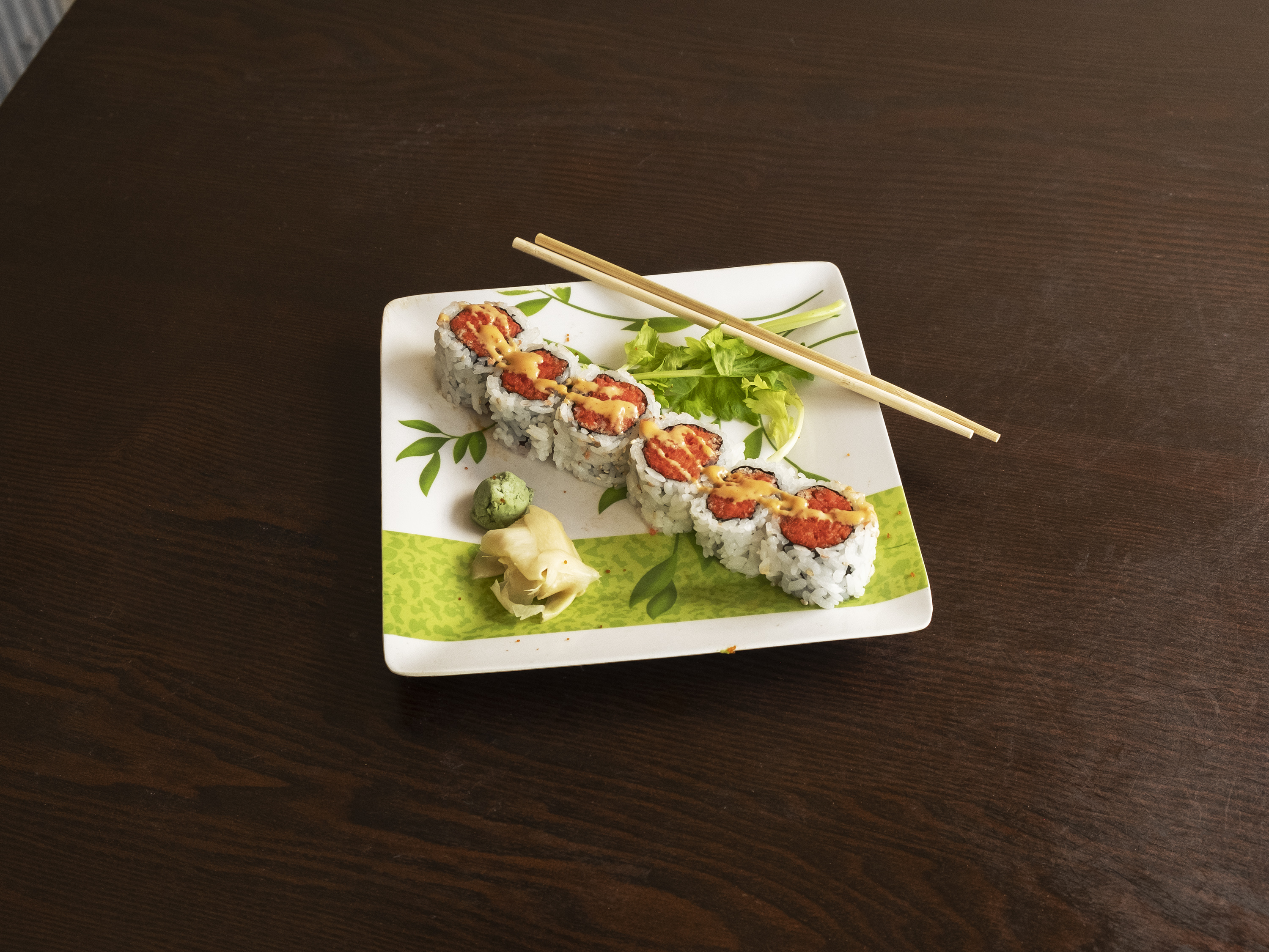 Order R9. Spicy Tuna Roll food online from Beijing Chinese & Japanese Food store, Ridgewood on bringmethat.com