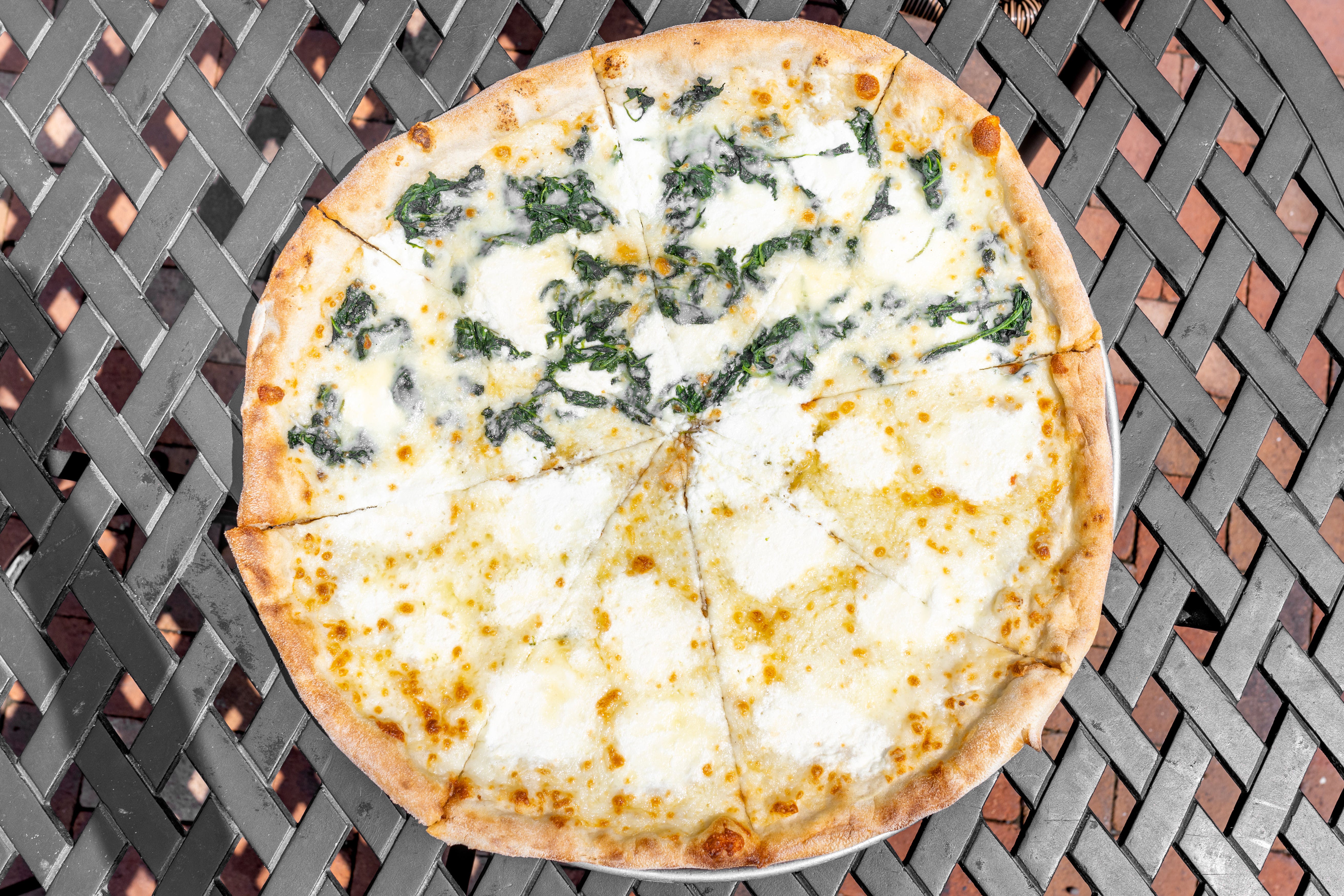 Order White Pizza with Spinach - 16" food online from Forte Pizzeria store, Randolph on bringmethat.com
