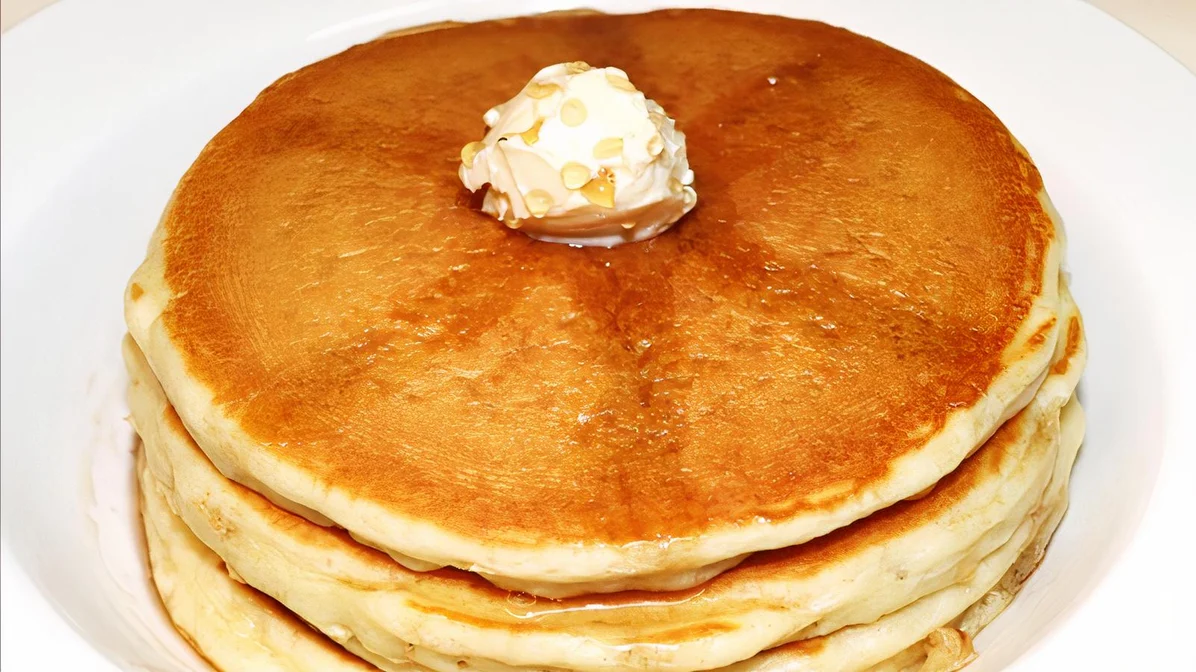Order Pancake food online from Lee Family Deli store, Camden on bringmethat.com