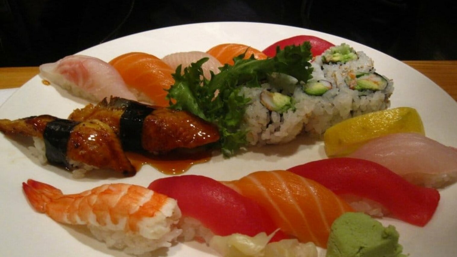 Order Sushi Deluxe food online from Kotobuki store, Roslyn on bringmethat.com