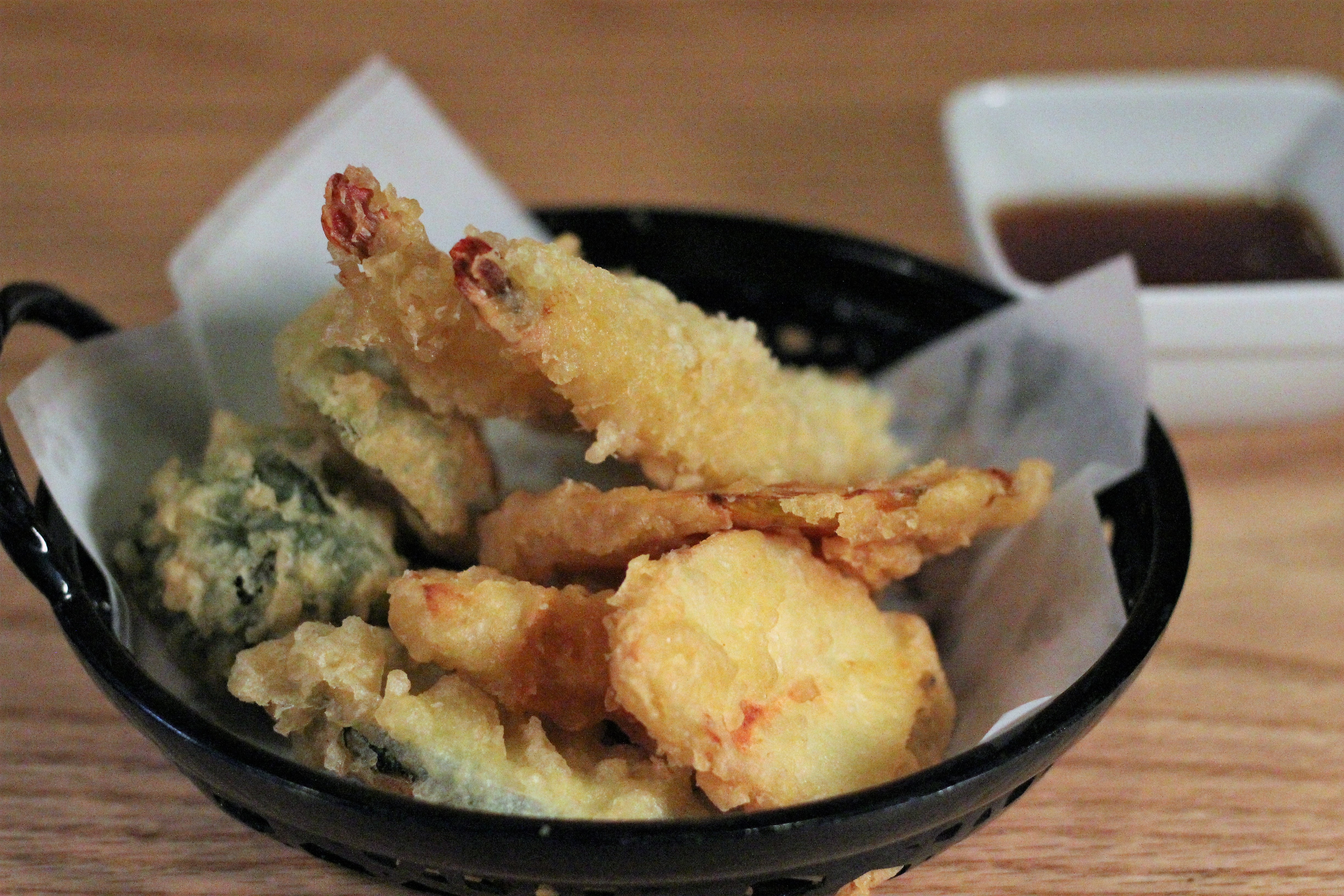 Order Assorted Tempura food online from Yoshi Ramen And Sushi store, Daly City on bringmethat.com