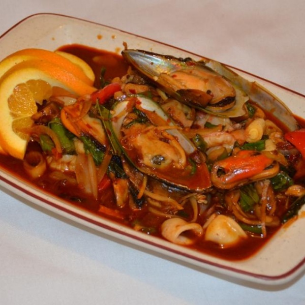 Order Combination Seafood food online from Thai Dishes store, Inglewood on bringmethat.com