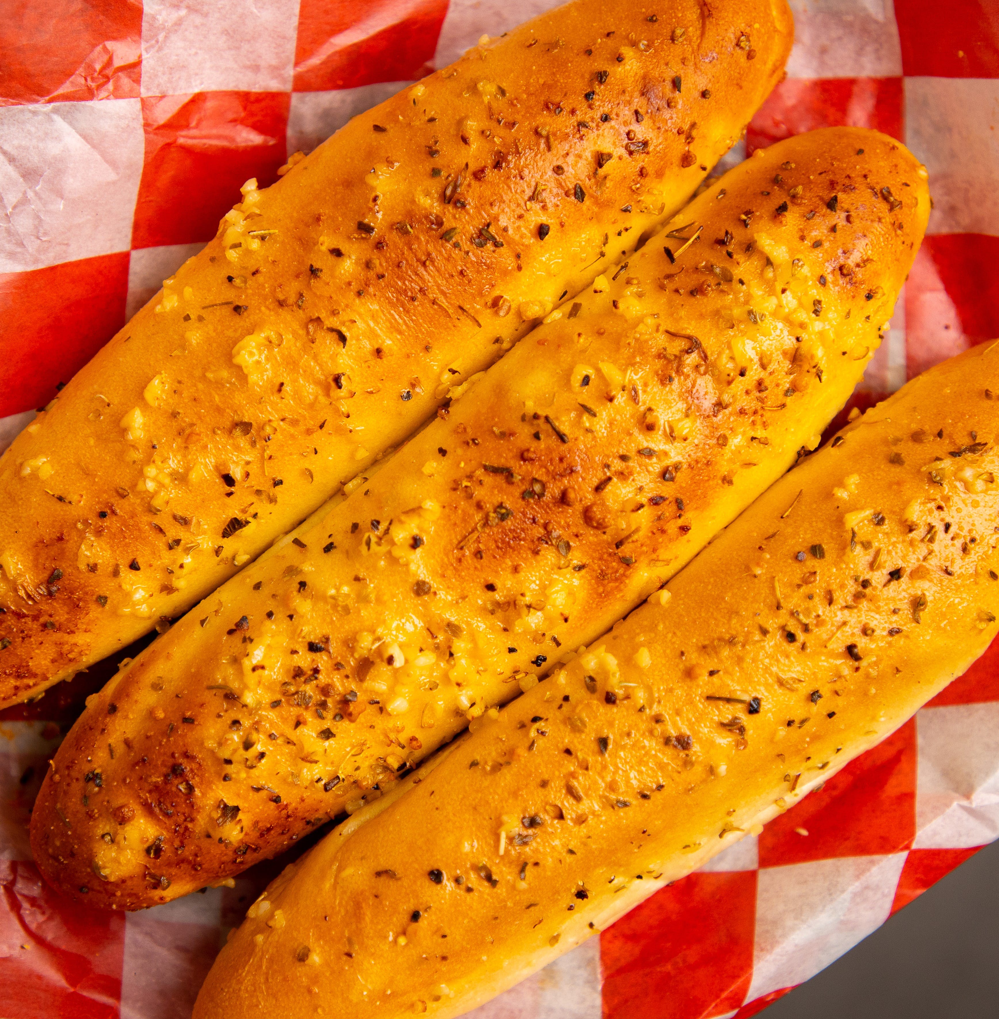 Order Garlic Bread Sticks - Appetizer food online from Crooked Crust-Farmers Branch store, Farmers Branch on bringmethat.com