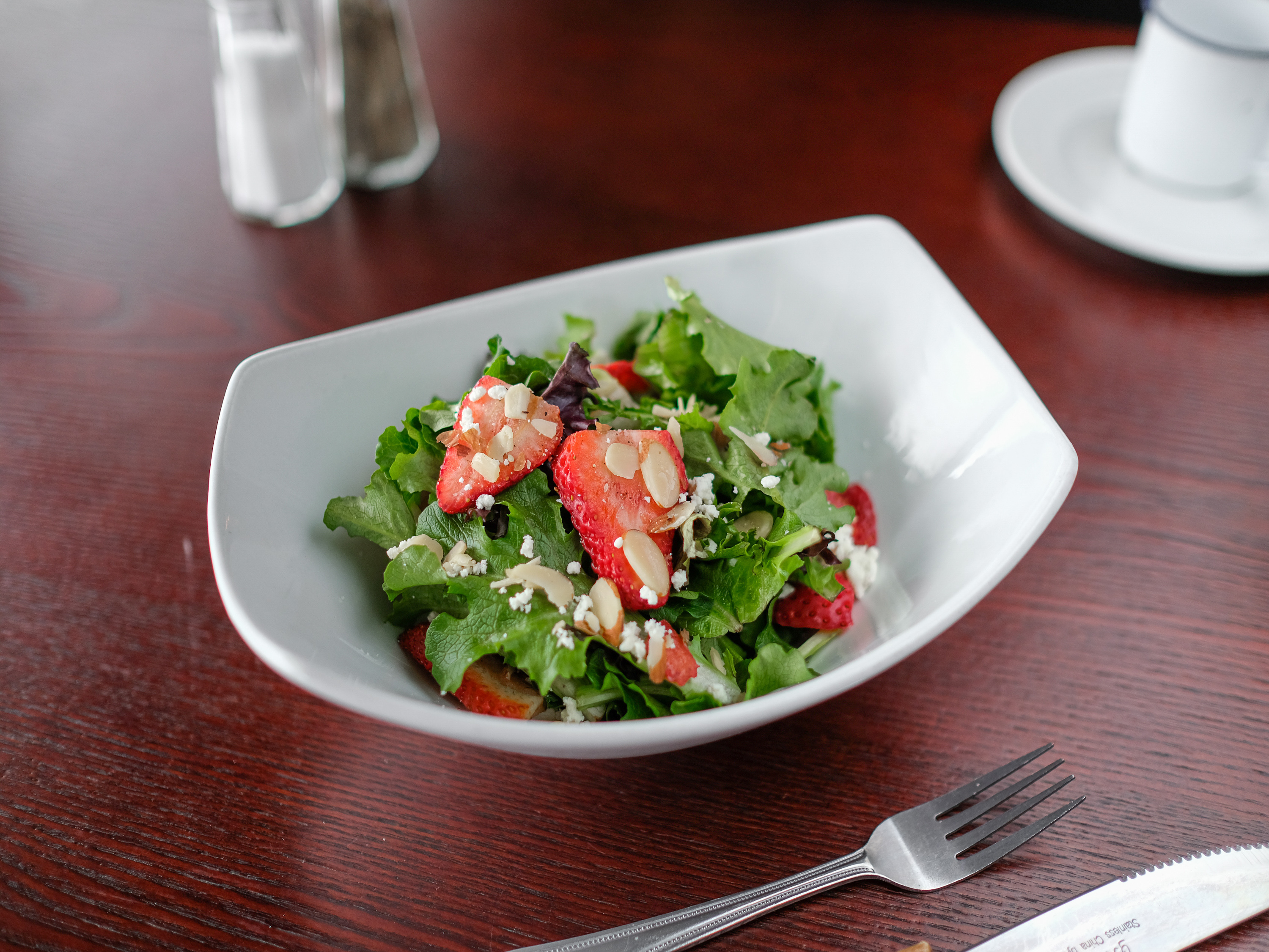 Order Strawberry and Chevre Salad food online from Fifty9fifty Local Eatery store, San Diego on bringmethat.com