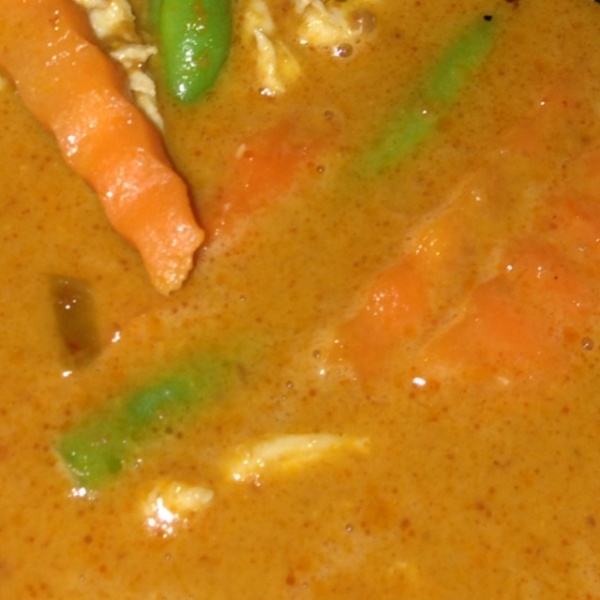 Order 106. Veggie Yellow Curry food online from Thai Chef 2 store, San Francisco on bringmethat.com