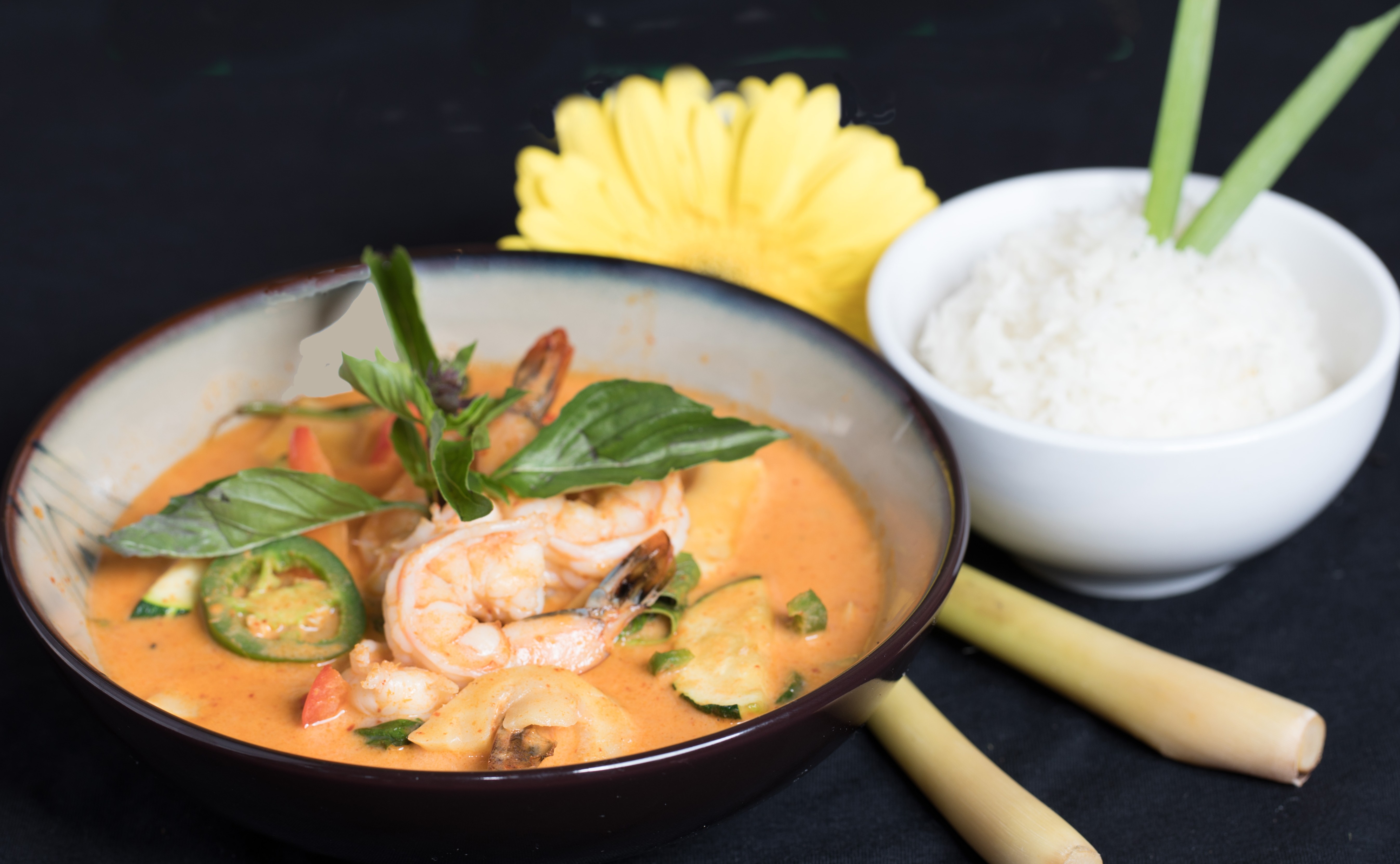 Order Red Curry (C2) food online from Grace Thai store, Elmhurst on bringmethat.com