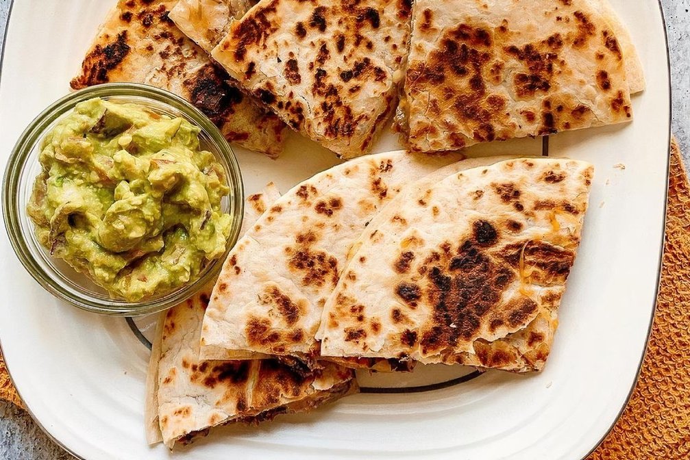 Order Quesadilla food online from Limon store, Magna on bringmethat.com