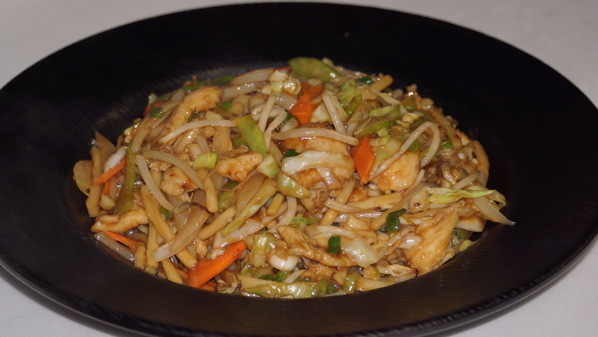 Order 45. Chicken Chop Suey food online from Mandarin Chinese Cuisine store, Covina on bringmethat.com