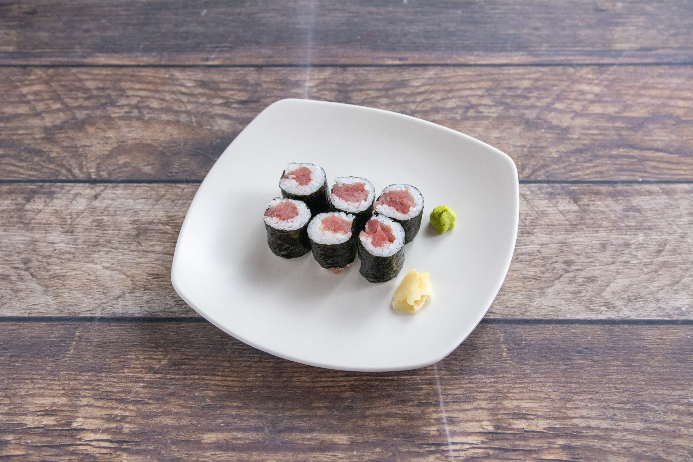 Order Tuna Roll food online from Sushi Kuu store, Belmont on bringmethat.com