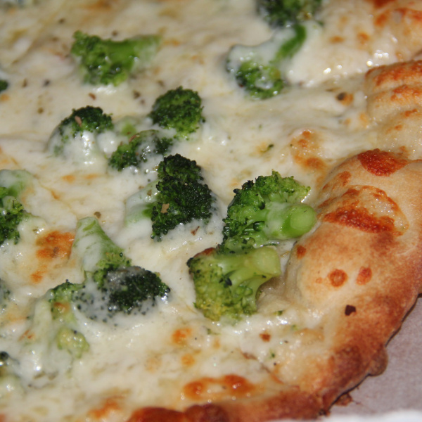 Order New York Style Ricotta and Broccoli White Pizza food online from Italian Street store, Somers Point on bringmethat.com