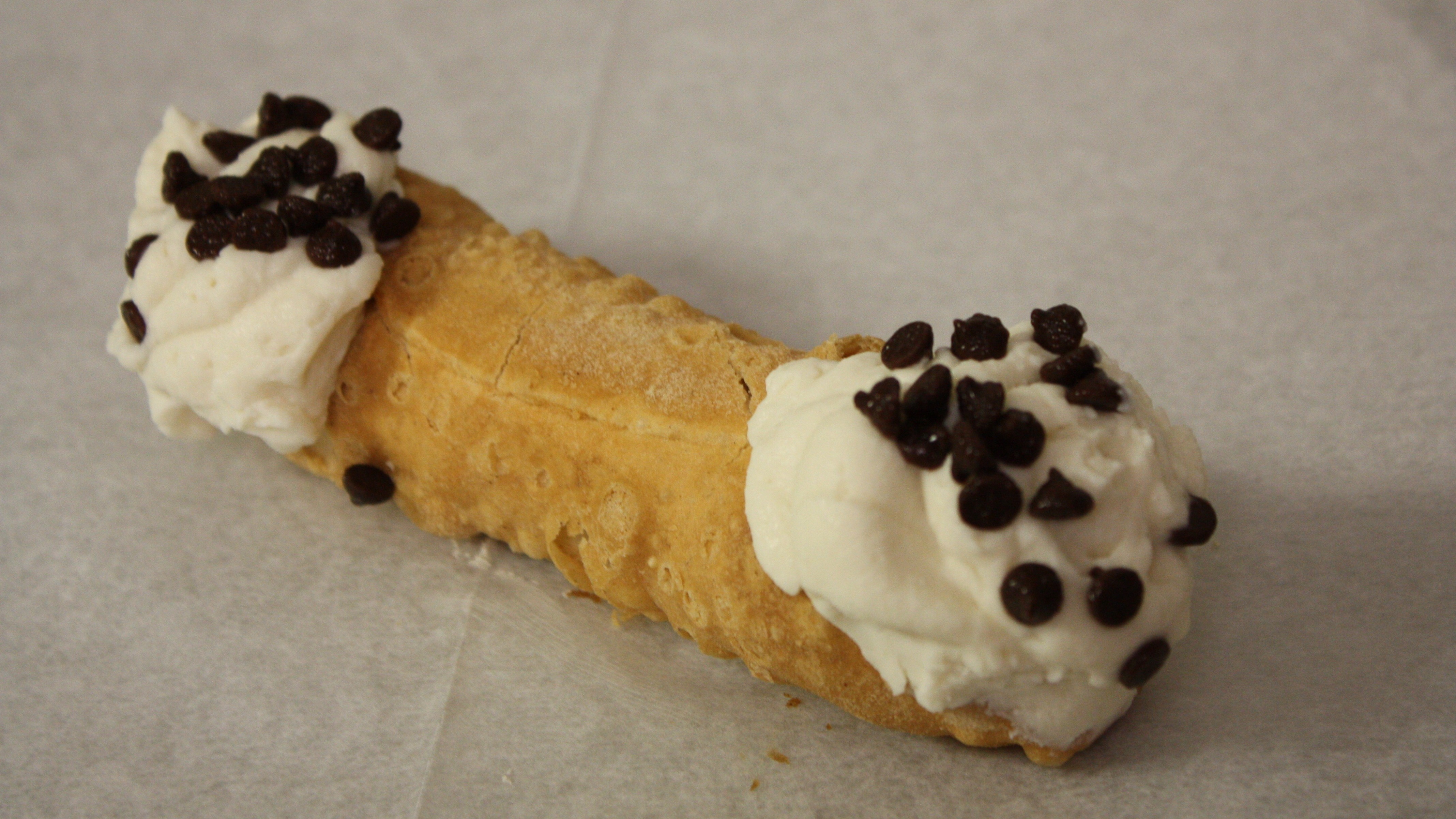 Order Cannoli food online from Manny & olga's pizza store, Wheaton on bringmethat.com