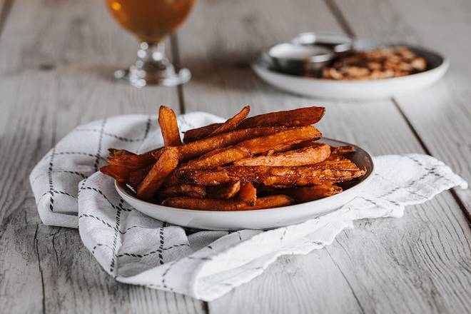Order SIDE OF SWEET POTATO FRIES food online from Old Chicago 65 store, Green Bay on bringmethat.com