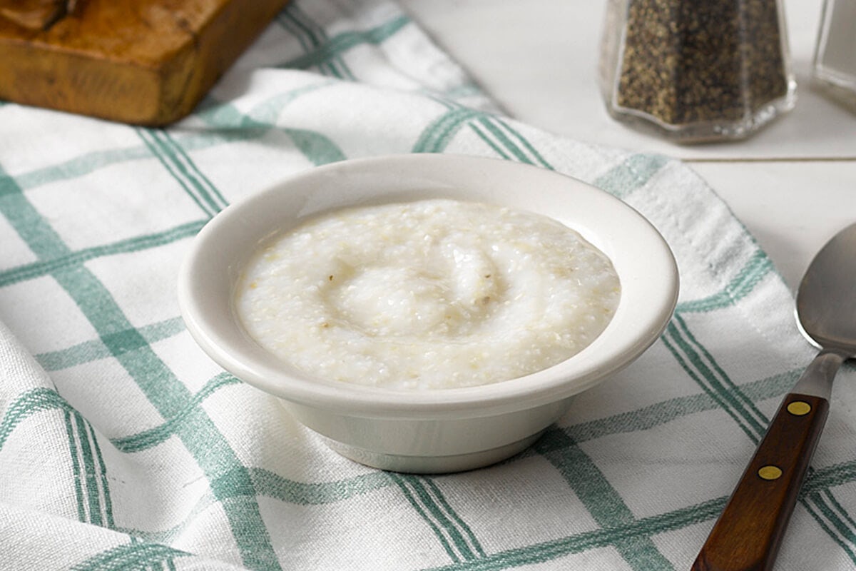 Order Coarse Ground Grits food online from Cracker Barrel Old Country Store store, Dalton on bringmethat.com