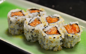 Order Spicy Tuna Roll food online from Samurai Japanese Steak House store, Huntington on bringmethat.com