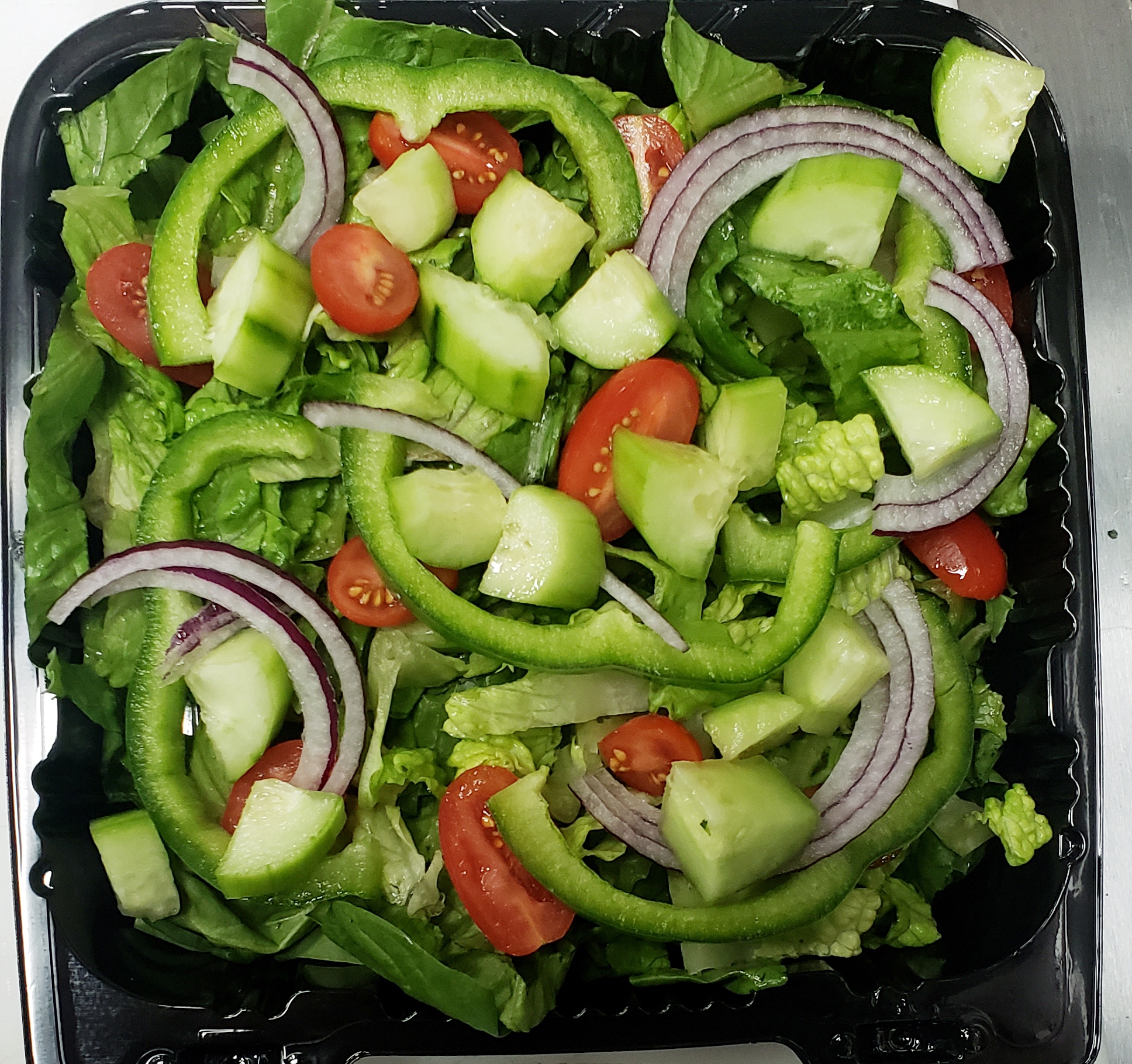 Order Fresh Garden Salad food online from Krazy Pizza And Wings store, Brooklyn on bringmethat.com
