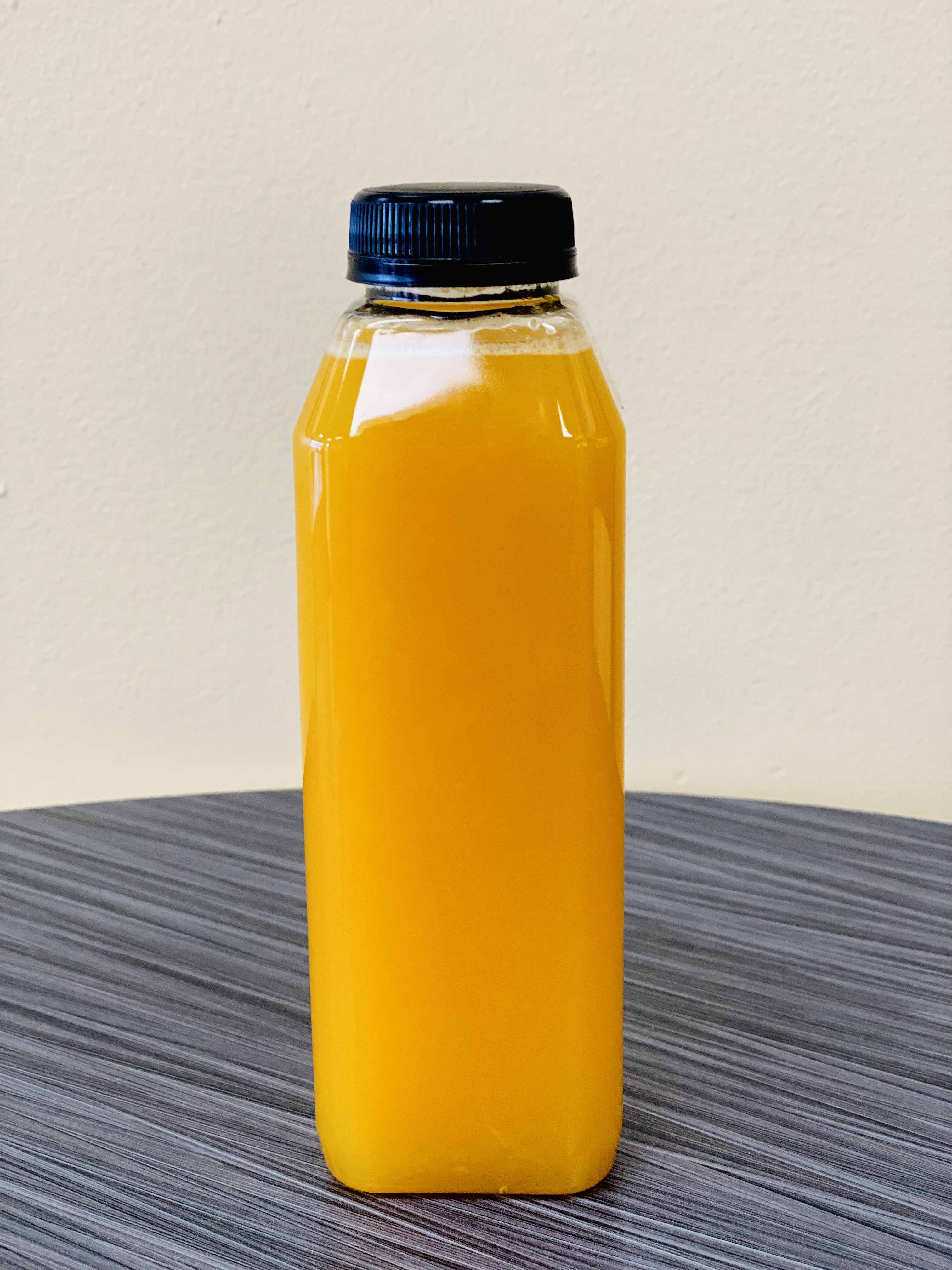 Order Fresh Squeezed Orange Juice food online from Baguette De France store, Saint Joseph on bringmethat.com