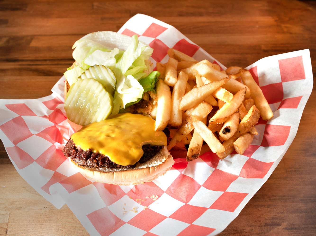 Order Cheeseburger food online from Blinks Deli store, Long Island City on bringmethat.com
