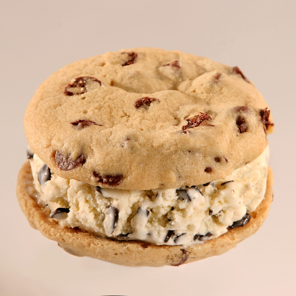 Order Ice Cream Sandwiches food online from Diddy Riese Cookies store, Los Angeles on bringmethat.com