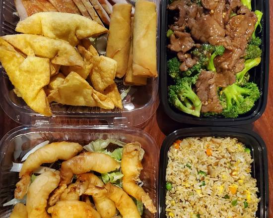 Order Dinner B for 3 家庭三人套餐B food online from Canton Phoenix store, Tigard on bringmethat.com