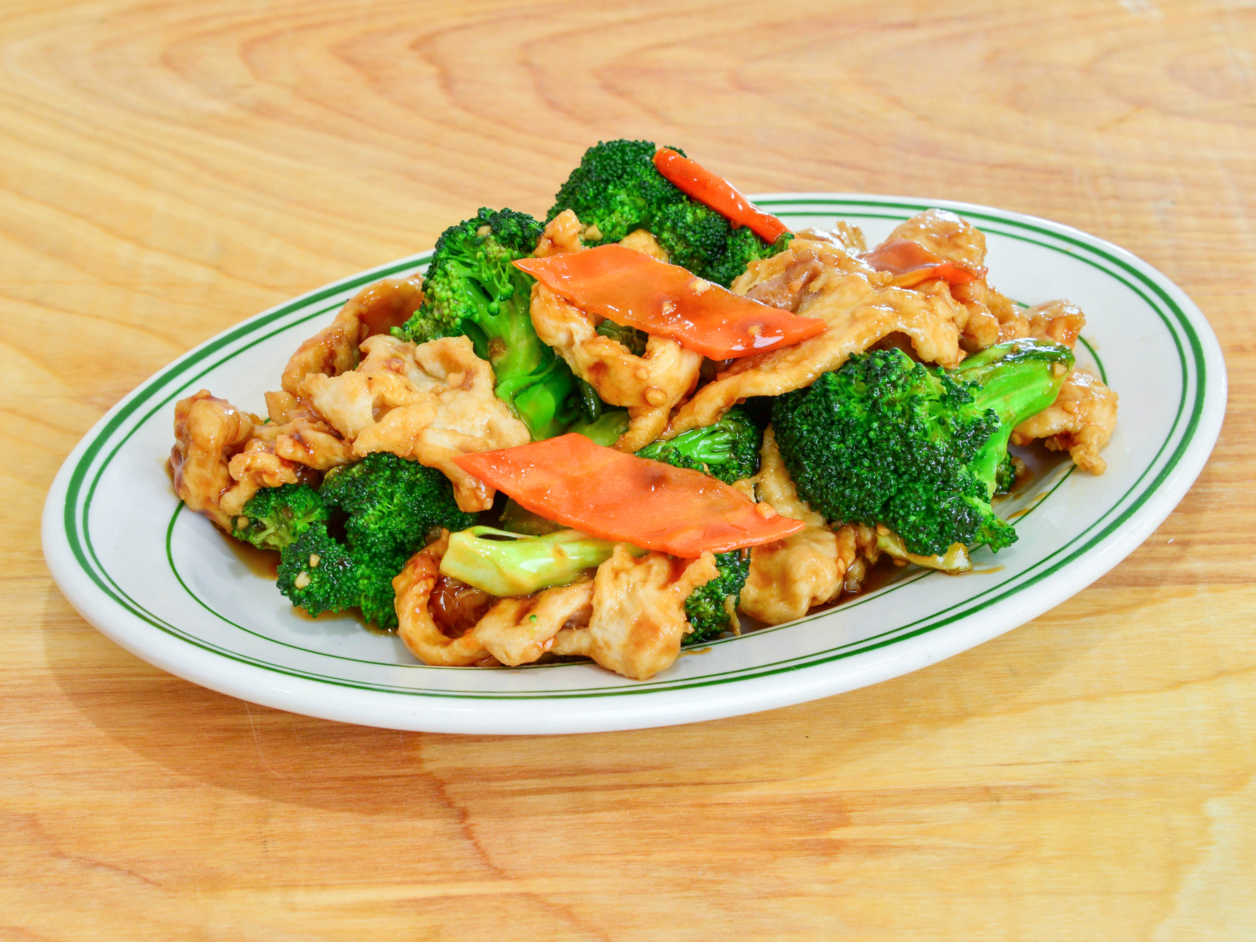 Order 36. Chicken with Broccoli food online from Hong Kong Buffet Sushi Hibachi Lounge store, Wadsworth on bringmethat.com