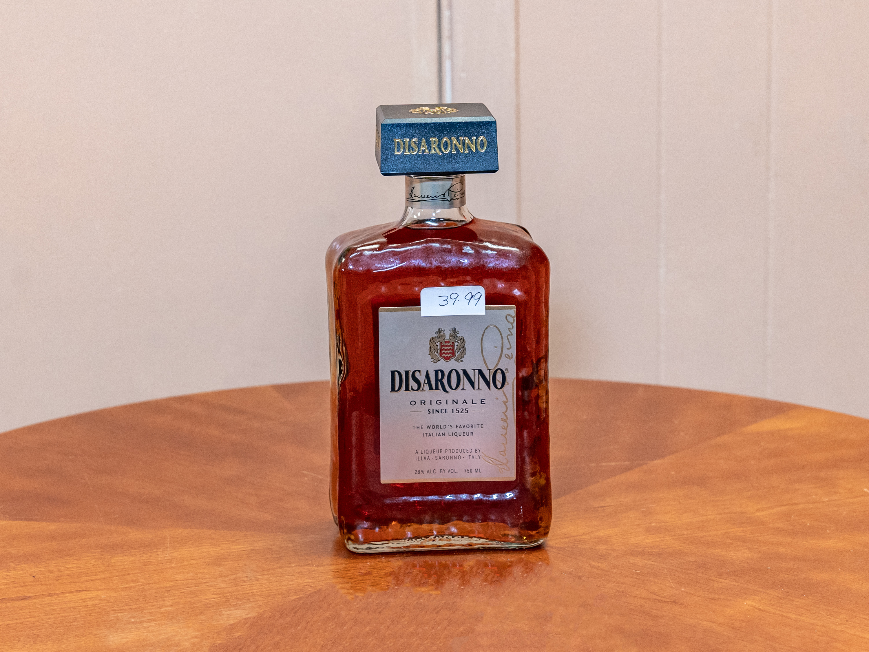 Order Disaronno, 750 ml. Amaretto food online from Jose's Wines & Liquors store, Valley Cottage on bringmethat.com