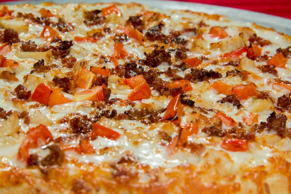 Order Chicken Bacon Ranch Pizza  food online from Pasta Basta store, Daly City on bringmethat.com