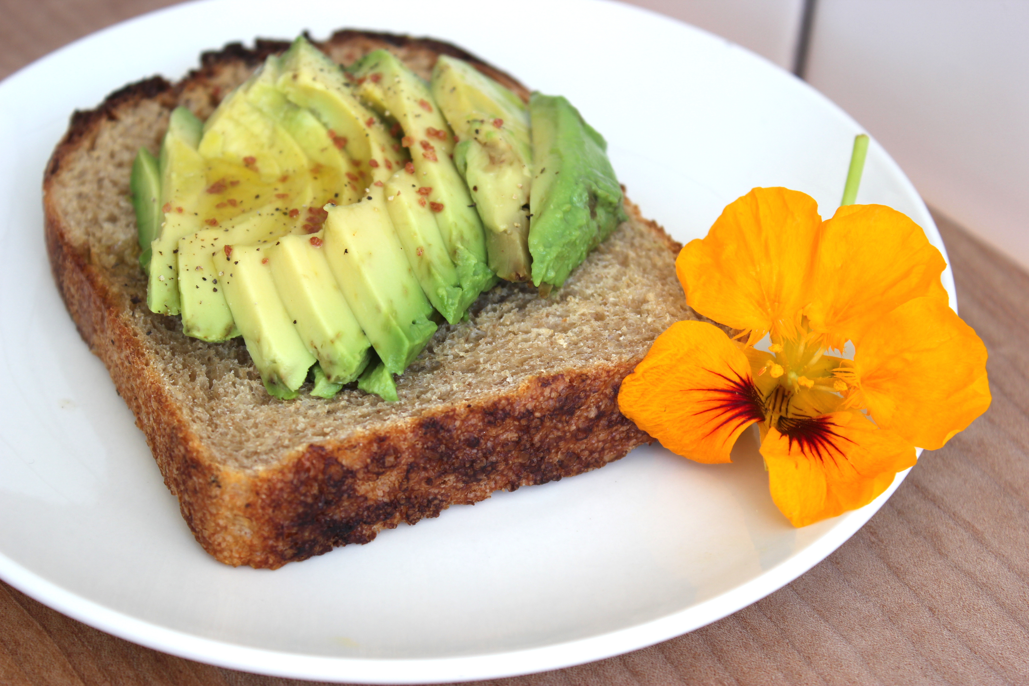 Order Avocado Toast food online from Nourish Cafe store, San Francisco on bringmethat.com