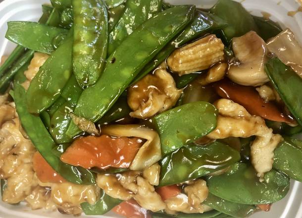 Order Chicken with Snow Peas food online from China Garden store, Appleton on bringmethat.com