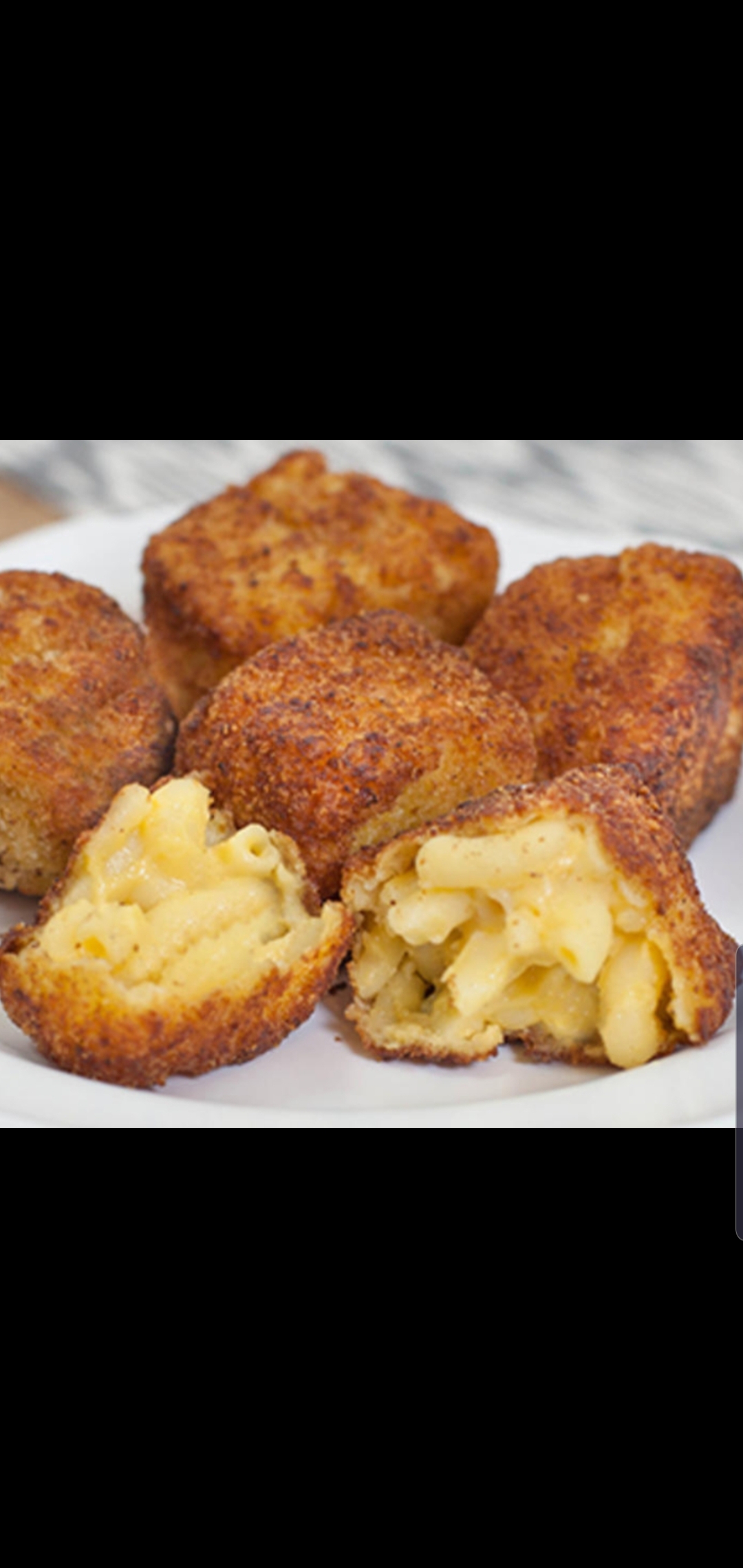 Order 10 Pieces Macaroni And Cheese Wedges food online from Bedford gourmet food store, Brooklyn on bringmethat.com