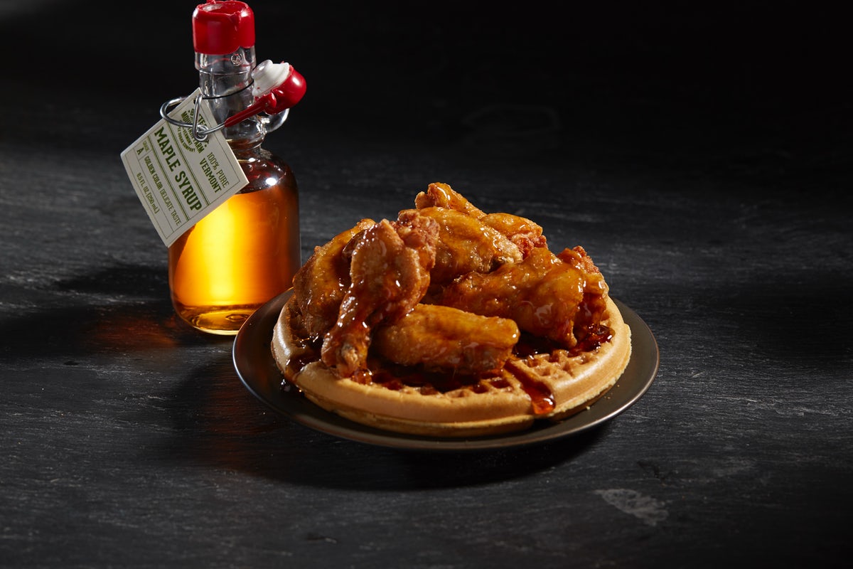 Order Waffle and 6 Wings food online from Nathan Famous store, Yonkers on bringmethat.com