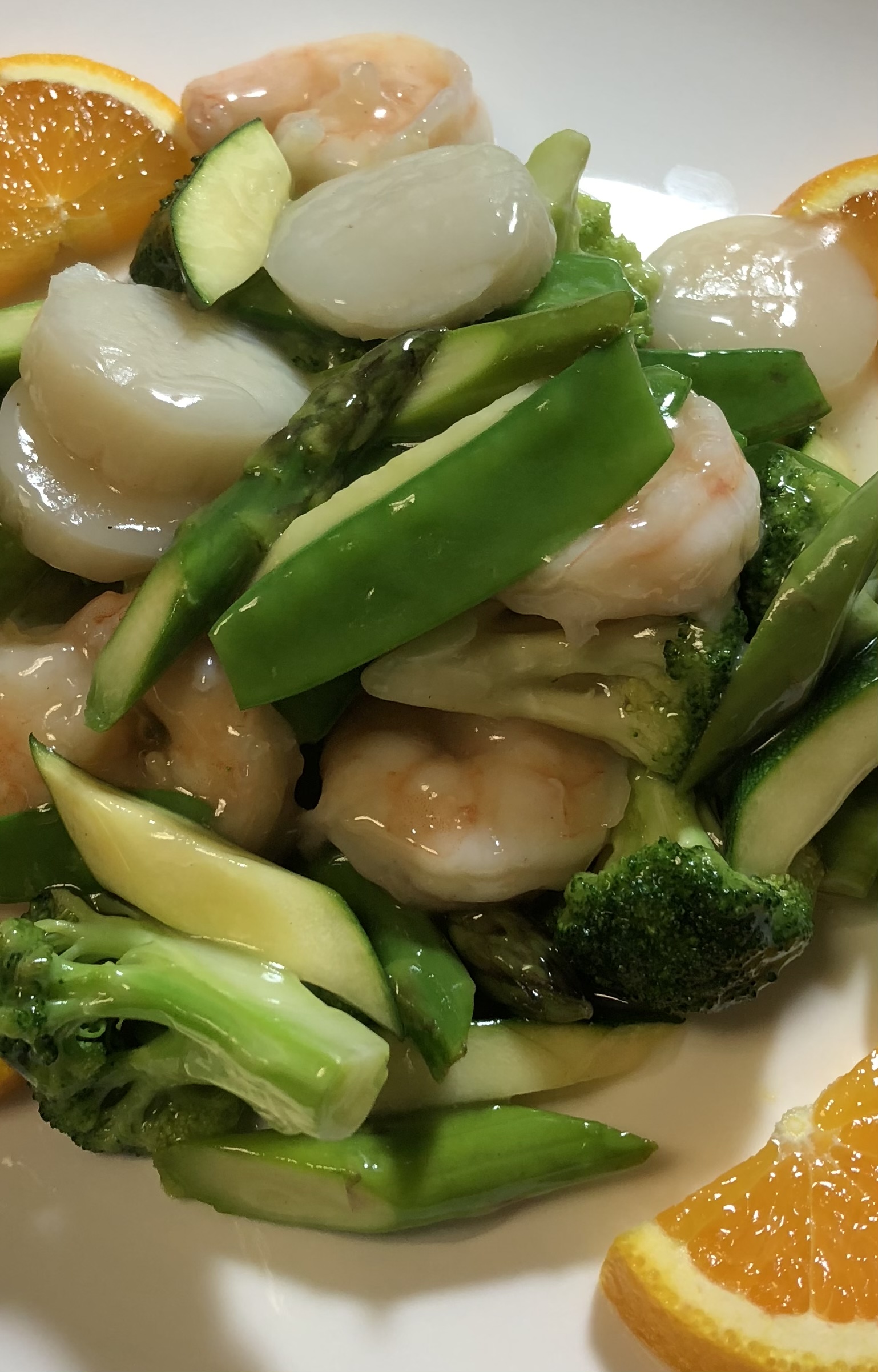 Order Jade Shrimp and Scallop翡翠干贝虾 food online from Kumo Asian Fusion store, Brick on bringmethat.com
